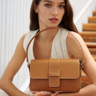 bolso baguette latte cuero piel